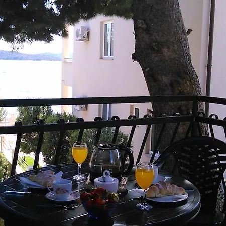 Apartment Pinus Zaboric